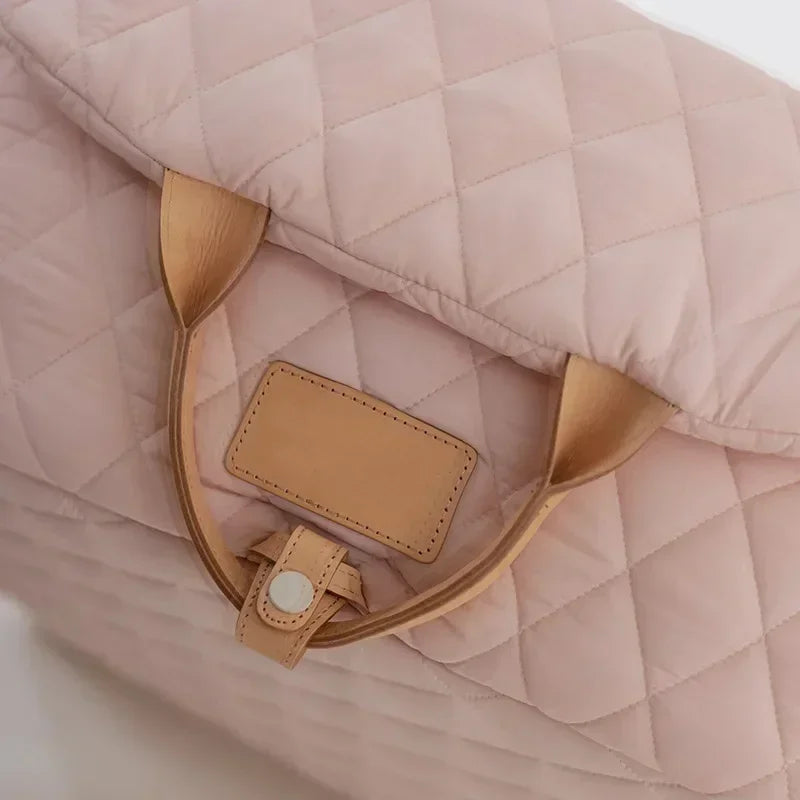 Portable Luxury Pet Carrier Handbag-Washable Dog & Cat Travel Bed Small Pets Puppy Safety Car Seat Booster Tote Pet Accessories Daily-Ease